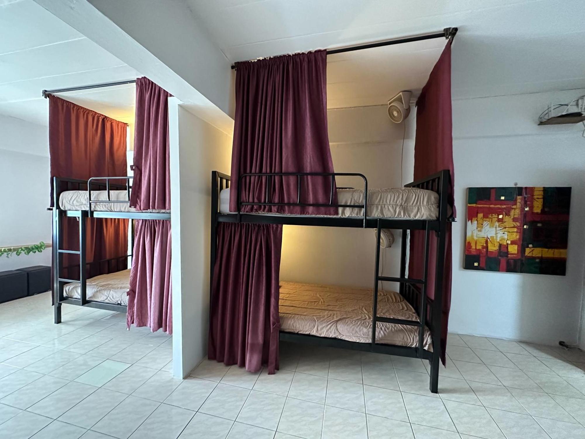 The Cabin Backpackers Hostel & Bar Chiang Mai Buitenkant foto